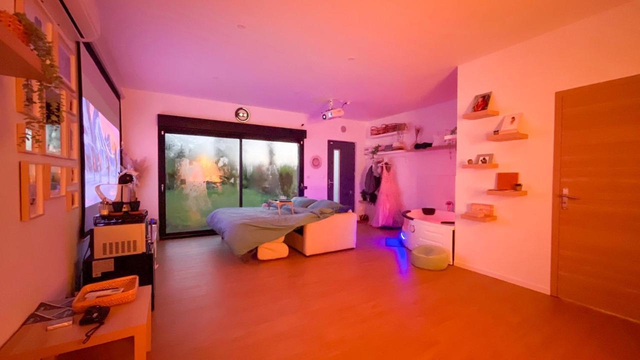 Capsule Nature & Photos - Jacuzzi - Netflix & Home Cinema - Ps5 & Jeu Thun-Saint-Martin Exterior foto